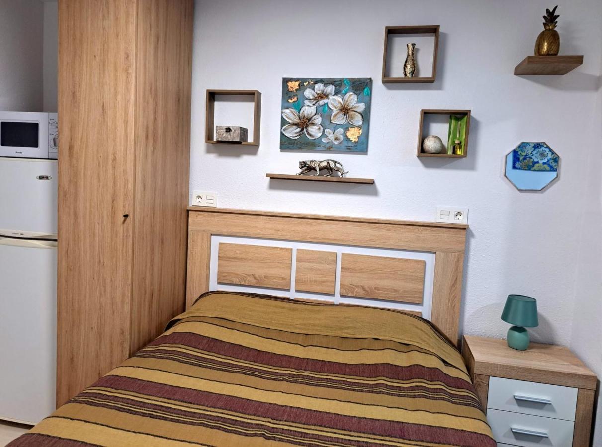 Comfortable Studio With Sea View Leilighet Benidorm Eksteriør bilde