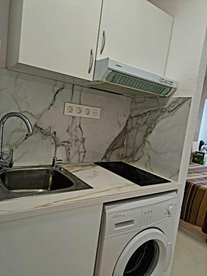 Comfortable Studio With Sea View Leilighet Benidorm Eksteriør bilde