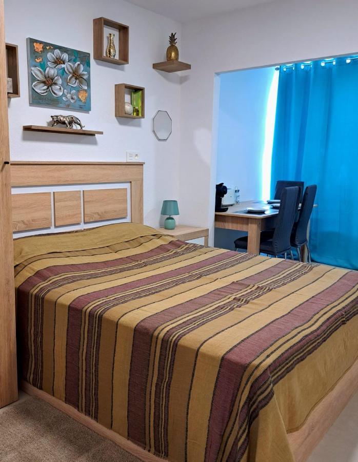 Comfortable Studio With Sea View Leilighet Benidorm Eksteriør bilde